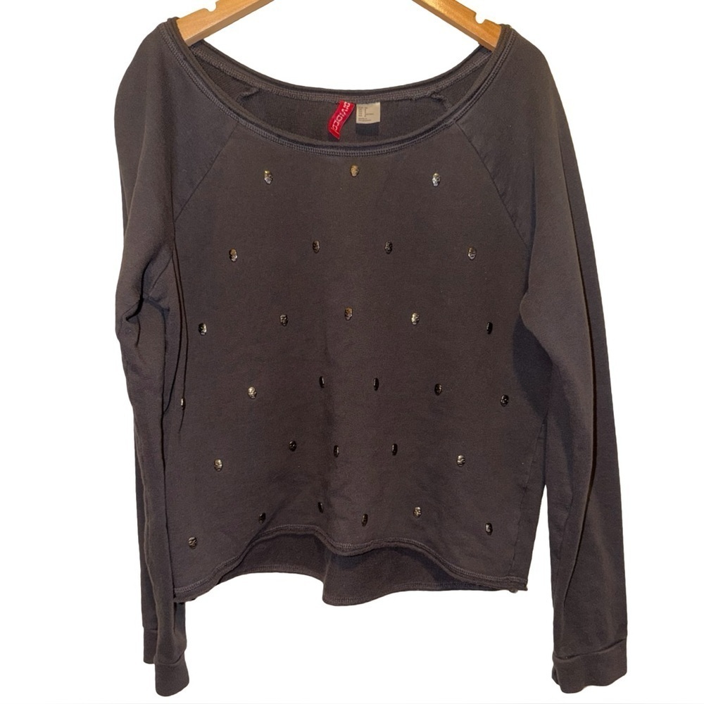 Y2K H&M 100% Cotton Charcoal Gray Skull Embellished Lightweight Crew Sweatshirt